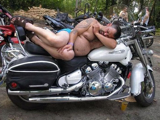 Moto Cama